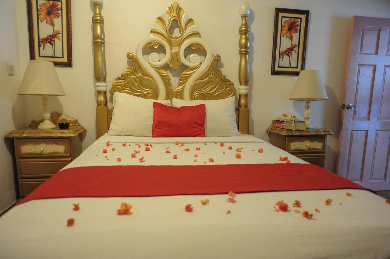 Glorianna Hotel Montego Bay Eksteriør billede