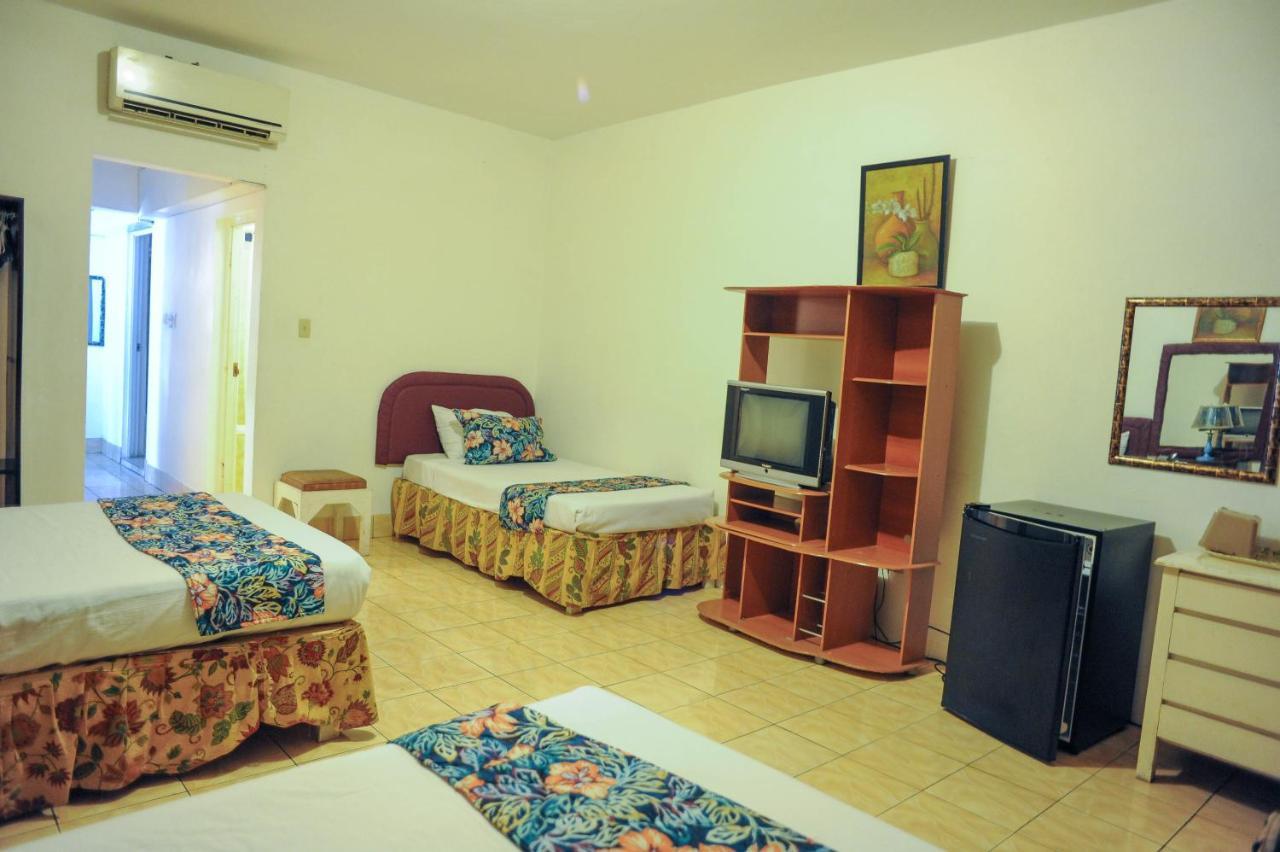 Glorianna Hotel Montego Bay Eksteriør billede